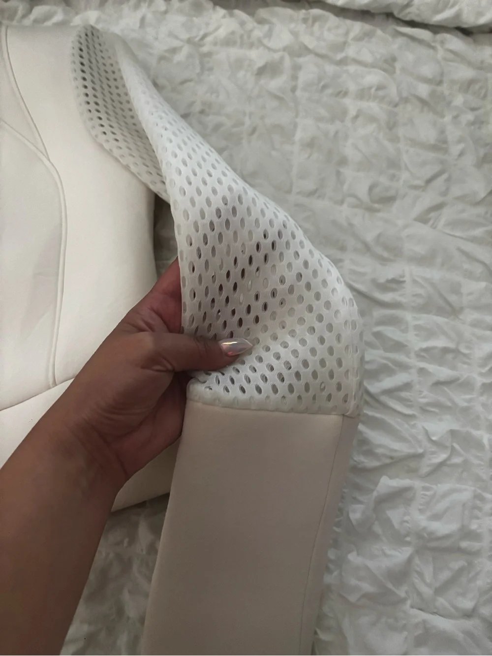 ALO Yoga Cream Mesh/ Neoprene Sleeve Zip Bomber Jacket